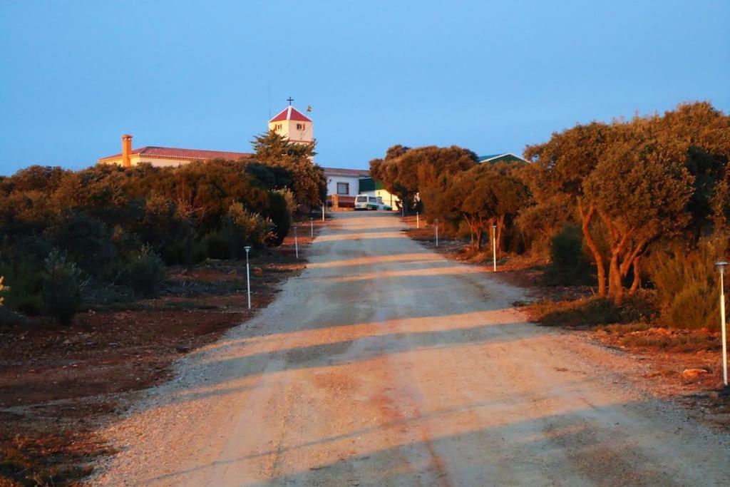 Villa Cerro Moreno Ossa de Montiel Luaran gambar